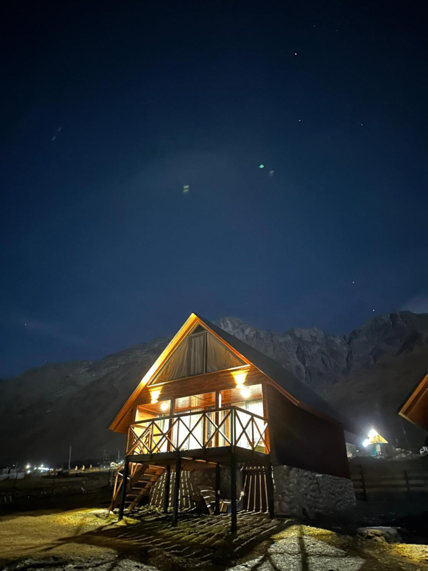 Cottage Mtachy Stepantsminda Exterior photo